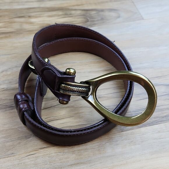 ?️Van Heusen Brown Leather Adjustable Belt Medium/Large